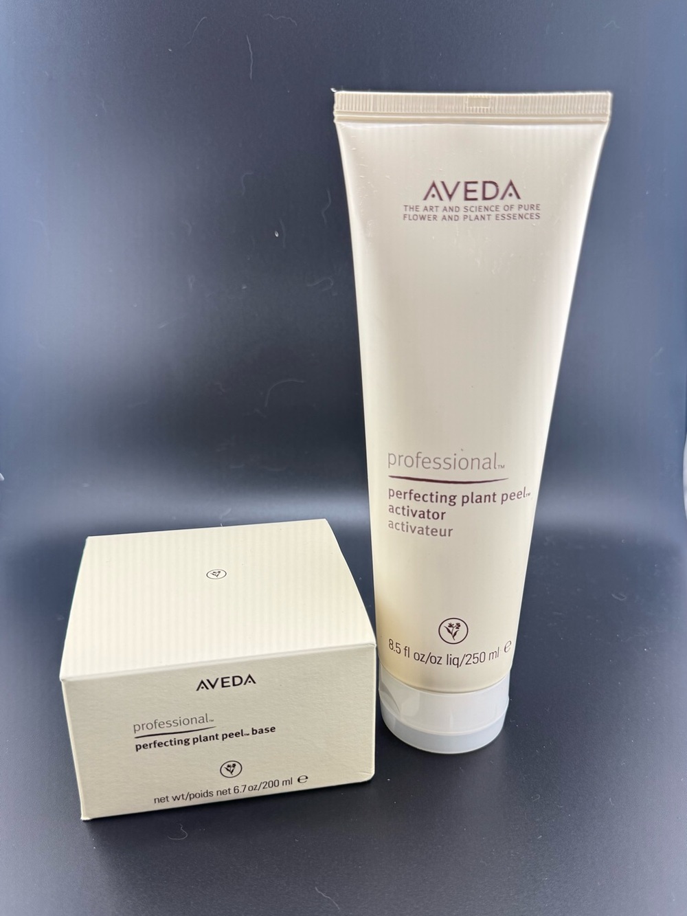 AVEDA Perfecting Plant Peel Duo - Professional Base and Activator